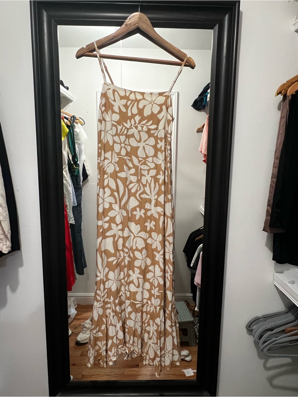 Sleeveless Tan and White Floral Maxi Dress